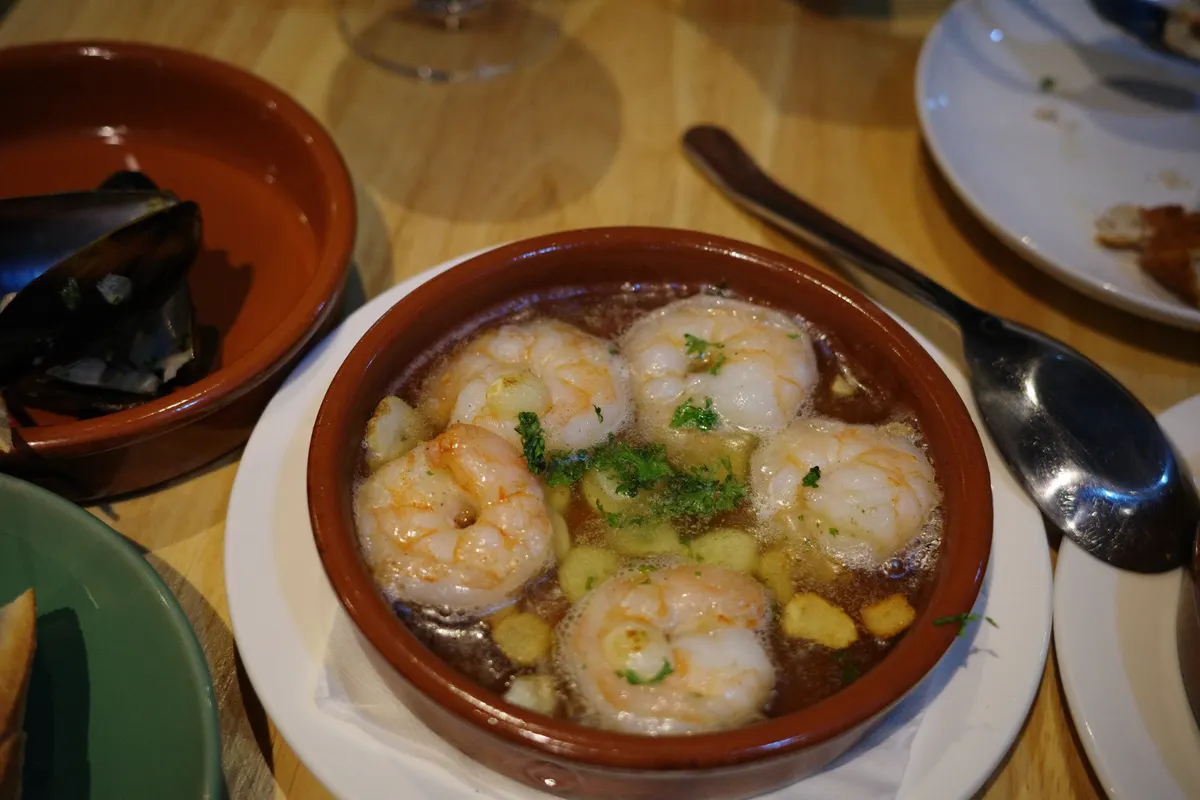 プラカノンに日系スペイン料理「JAPOLOCO SPANISH TAPAS BAR」