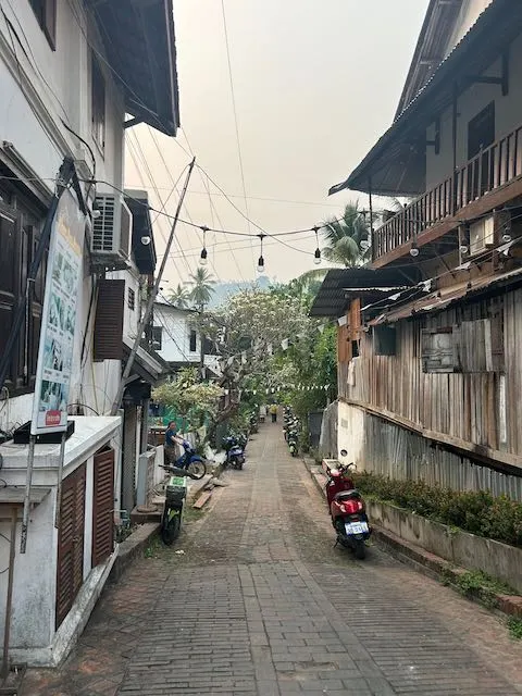 初のルアンパバーン一人旅